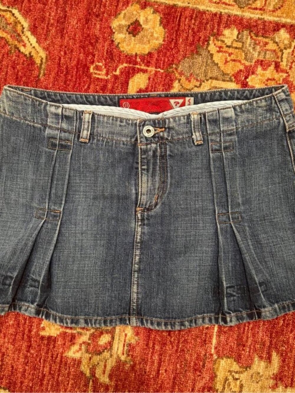 Guess Y2K Pleated Mini Jean Skirt